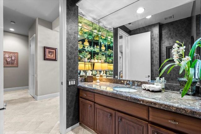 48130 Paso Tiempo Lane, La Quinta, CA 92253