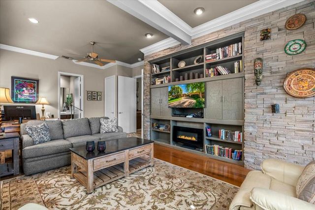 48130 Paso Tiempo Lane, La Quinta, CA 92253