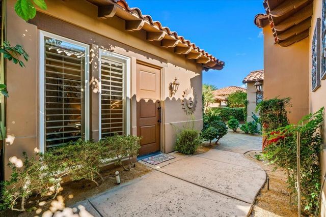 48130 Paso Tiempo Lane, La Quinta, CA 92253