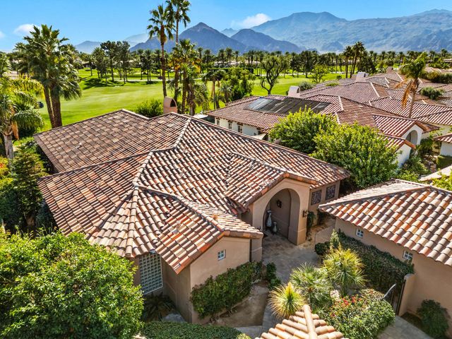 48130 Paso Tiempo Lane, La Quinta, CA 92253