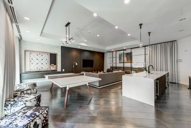 325 E Paces Ferry NE Road 1706, Atlanta, GA 30305