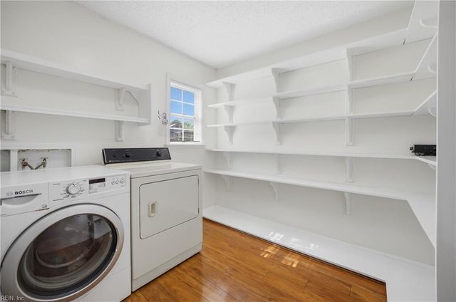 1405 Powder Ridge CT, Virginia Beach, VA 23453