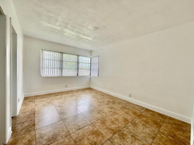 355 NW 8th Avenue, Delray Beach, FL 33444