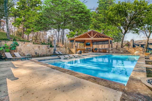 206 Dogwood Point, Winnsboro, TX 75494