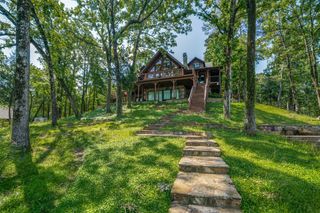 206 Dogwood Point, Winnsboro, TX 75494