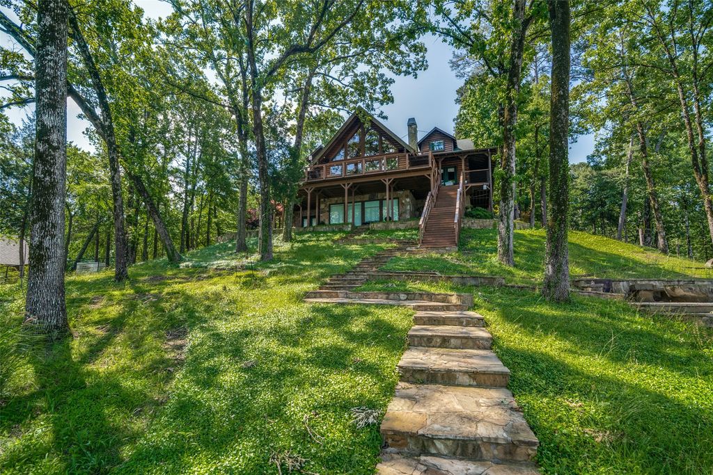 206 Dogwood Point, Winnsboro, TX 75494