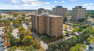 16400 N Park Drive 600, Southfield, MI 48075