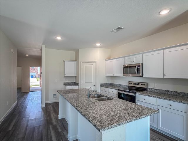 794 Yorkshire Drive, Lavon, TX 75166