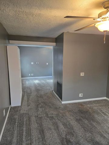 1725 E AVENUE, Council Bluffs, IA 51501