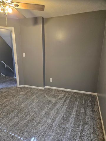 1725 E AVENUE, Council Bluffs, IA 51501