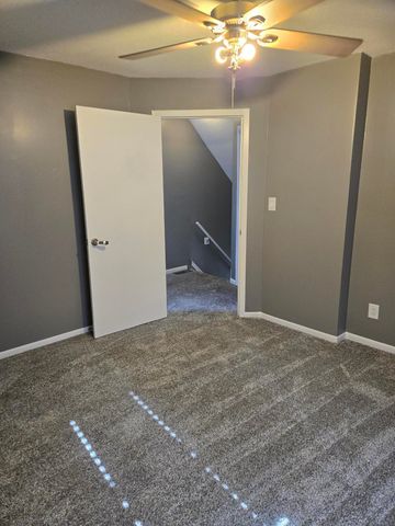 1725 E AVENUE, Council Bluffs, IA 51501