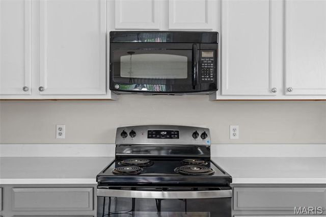 8085 Glen Arbor Drive, Lake St Louis, MO 63367