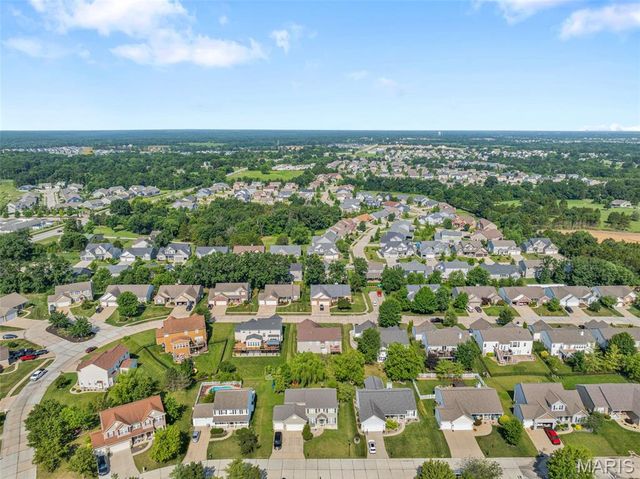 8085 Glen Arbor Drive, Lake St Louis, MO 63367