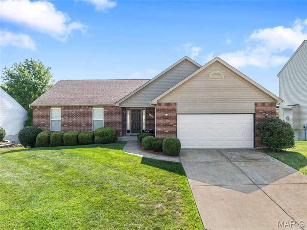 8085 Glen Arbor Drive, Lake St Louis, MO 63367
