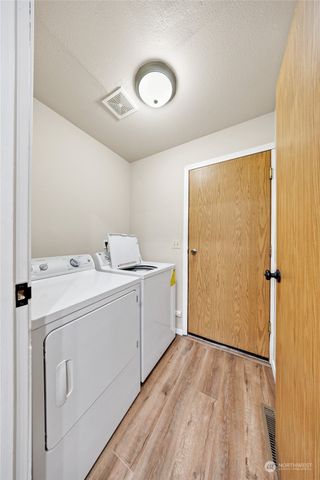 1302 3rd Street SE #1, Auburn, WA 98002