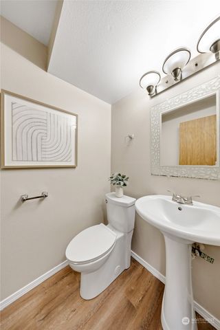 1302 3rd Street SE #1, Auburn, WA 98002