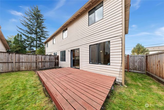 1302 3rd Street SE #1, Auburn, WA 98002