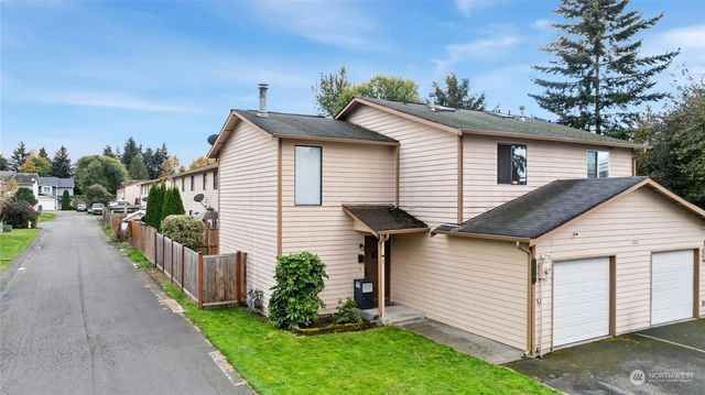 1302 3rd Street SE #1, Auburn, WA 98002