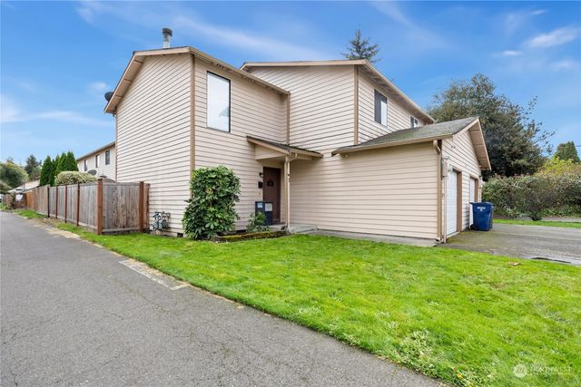 1302 3rd Street SE #1, Auburn, WA 98002