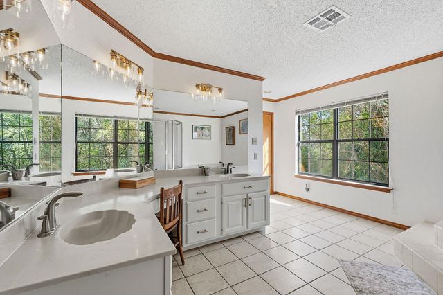 802 El Viejo Camino, Austin, TX 78733
