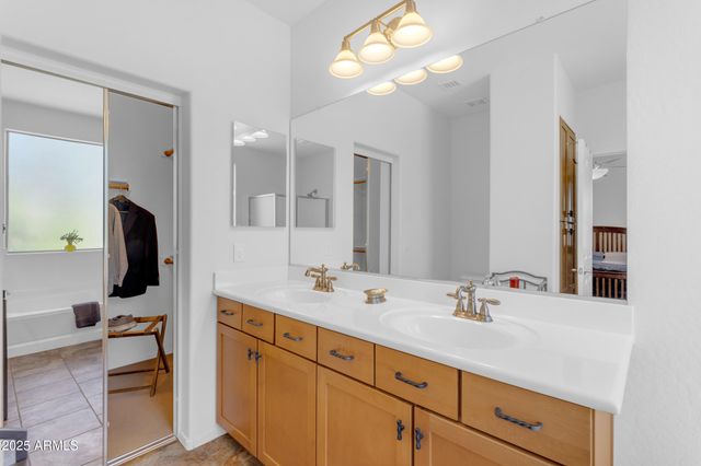 7304 W BEVERLY Road, Laveen, AZ 85339