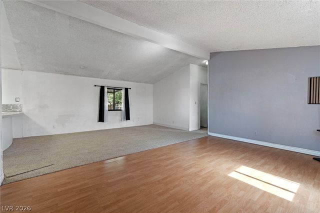 2885 Green Tree Avenue, Las Vegas, NV 89142