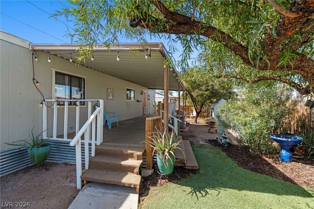 2885 Green Tree Avenue, Las Vegas, NV 89142