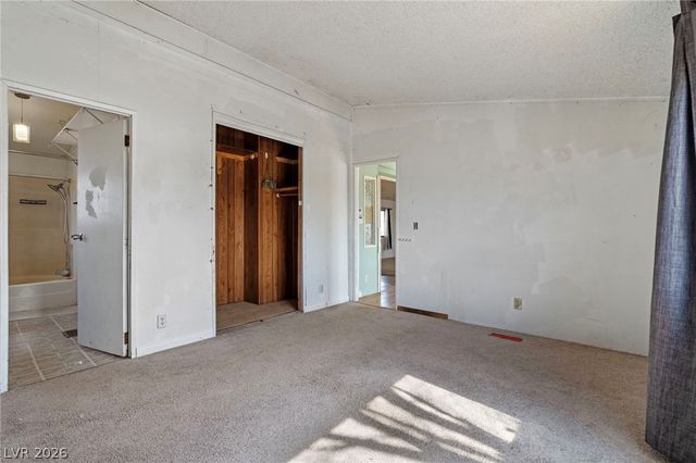 2885 Green Tree Avenue, Las Vegas, NV 89142