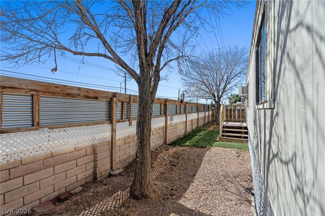 2885 Green Tree Avenue, Las Vegas, NV 89142