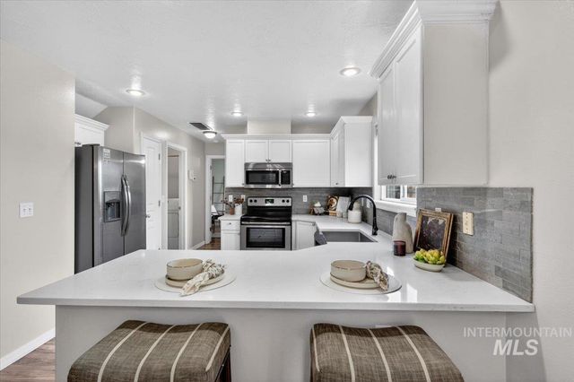 10448 W Merab Ct, Star, ID 83669