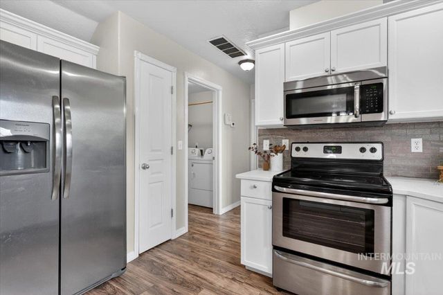 10448 W Merab Ct, Star, ID 83669