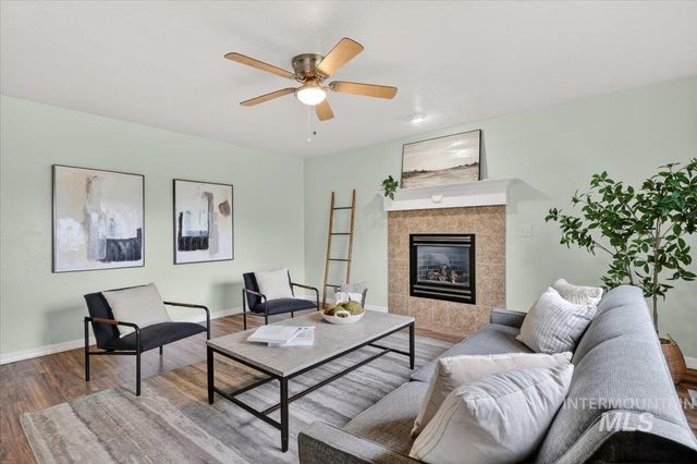 10448 W Merab Ct, Star, ID 83669