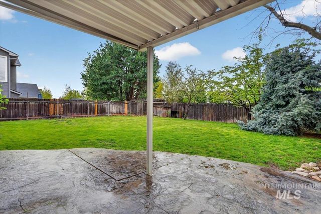 10448 W Merab Ct, Star, ID 83669