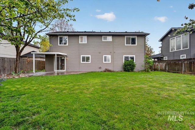 10448 W Merab Ct, Star, ID 83669