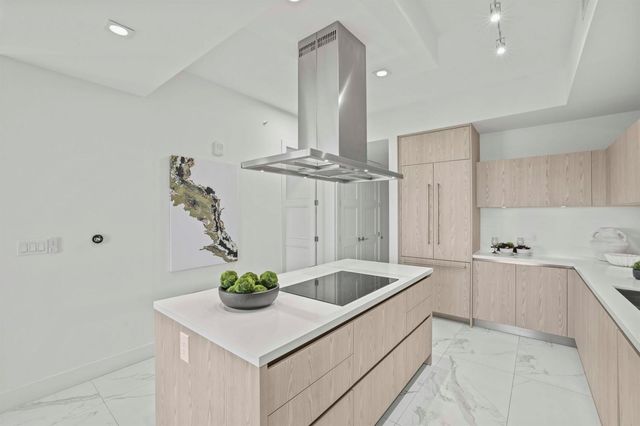 155 E Boca Raton Road 823, Boca Raton, FL 33432