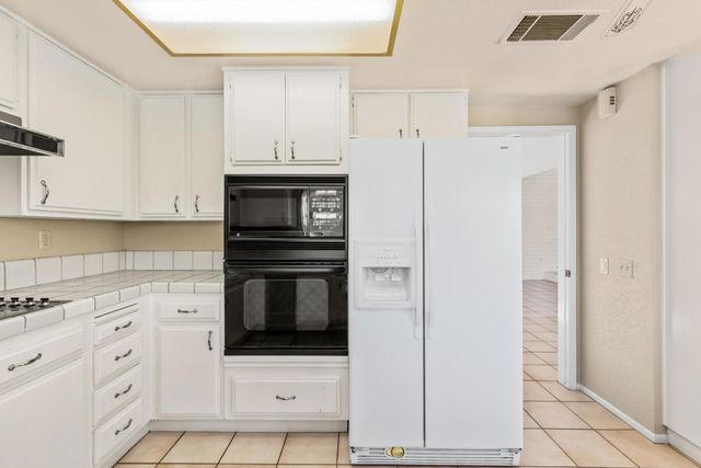 110 Conejo Circle, Palm Desert, CA 92260