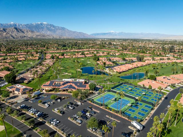 110 Conejo Circle, Palm Desert, CA 92260