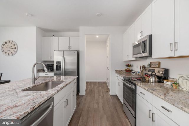 6371 POINTER LN, King George, VA 22485