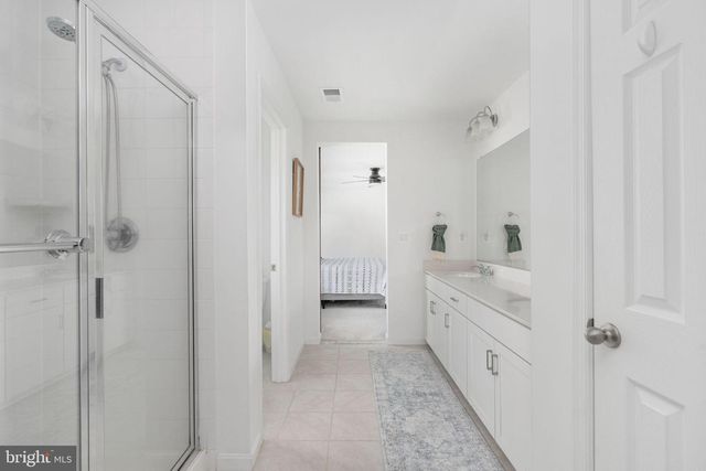 6371 POINTER LN, King George, VA 22485