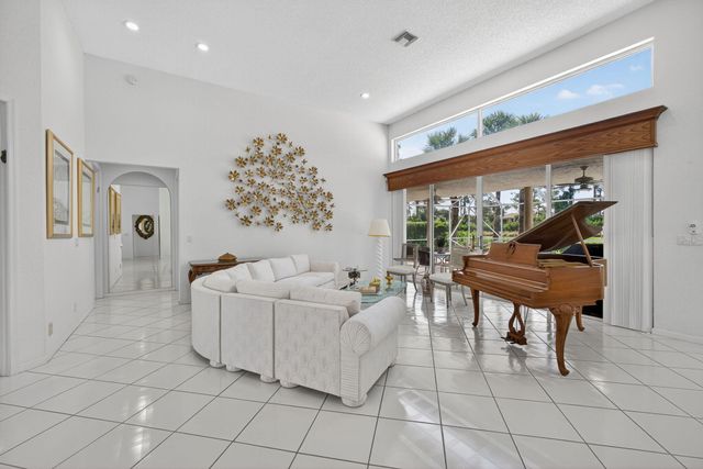 4912 Exeter Estate Lane, Lake Worth, FL 33449