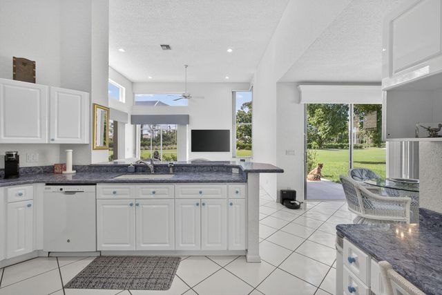 4912 Exeter Estate Lane, Lake Worth, FL 33449