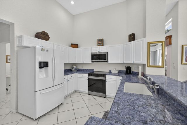 4912 Exeter Estate Lane, Lake Worth, FL 33449