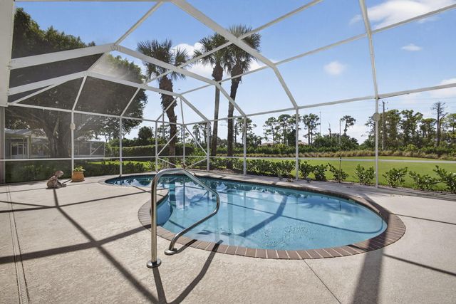 4912 Exeter Estate Lane, Lake Worth, FL 33449