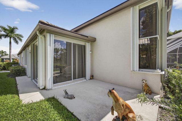 4912 Exeter Estate Lane, Lake Worth, FL 33449
