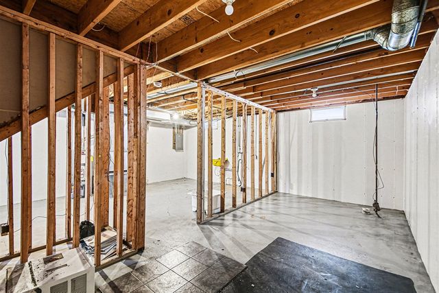 442 Adams Street, Grand Rapids, MI 49507