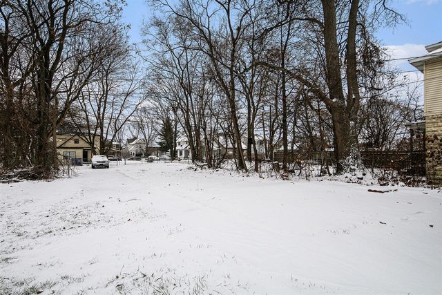 442 Adams Street, Grand Rapids, MI 49507