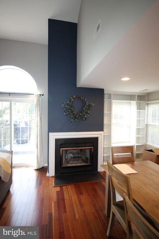 72 SKYVIEW WAY, Newtown, PA 18940