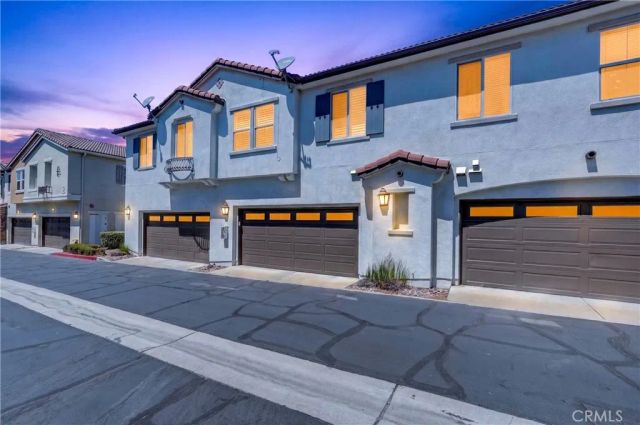 15723 Parkhouse 3, Fontana, CA 92336