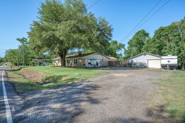 542 S Houston Street, Edgewood, TX 75117