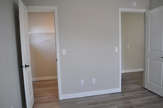 6886 Jewel Avenue S, Cottage Grove, MN 55016